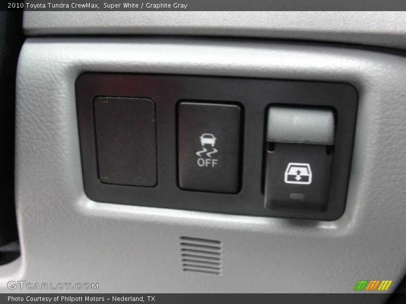 Super White / Graphite Gray 2010 Toyota Tundra CrewMax