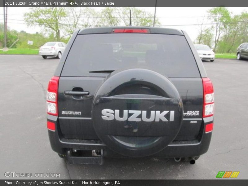 Black Pearl / Beige 2011 Suzuki Grand Vitara Premium 4x4