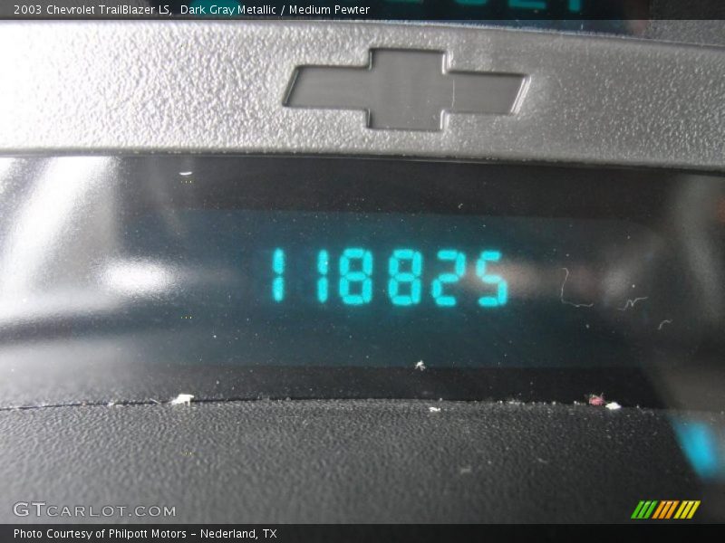 Dark Gray Metallic / Medium Pewter 2003 Chevrolet TrailBlazer LS