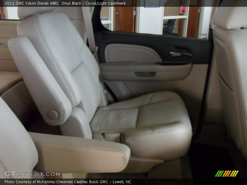 Onyx Black / Cocoa/Light Cashmere 2011 GMC Yukon Denali AWD