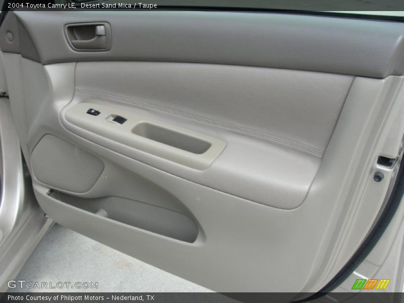 Desert Sand Mica / Taupe 2004 Toyota Camry LE