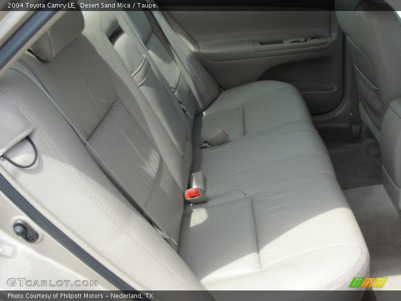 Desert Sand Mica / Taupe 2004 Toyota Camry LE