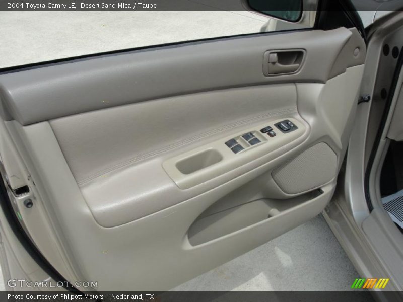 Desert Sand Mica / Taupe 2004 Toyota Camry LE