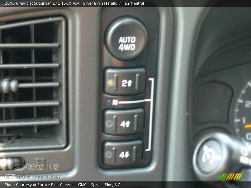 Silver Birch Metallic / Tan/Neutral 2006 Chevrolet Suburban Z71 1500 4x4