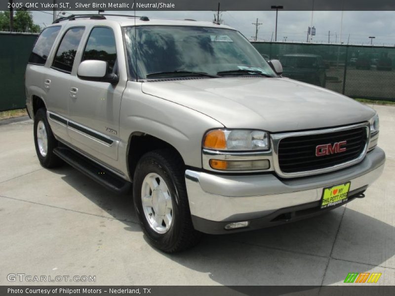 Silver Birch Metallic / Neutral/Shale 2005 GMC Yukon SLT