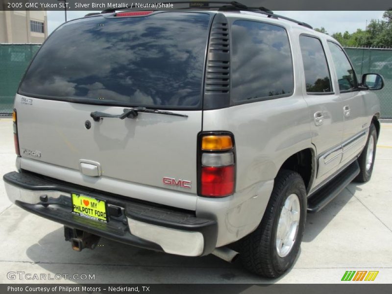 Silver Birch Metallic / Neutral/Shale 2005 GMC Yukon SLT