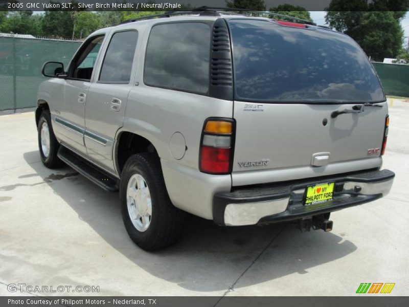 Silver Birch Metallic / Neutral/Shale 2005 GMC Yukon SLT