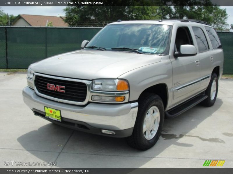 Silver Birch Metallic / Neutral/Shale 2005 GMC Yukon SLT