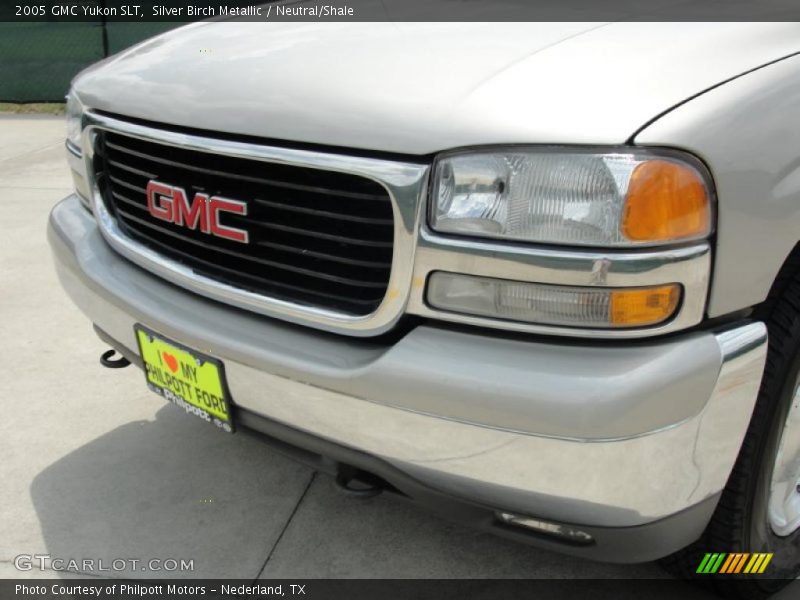Silver Birch Metallic / Neutral/Shale 2005 GMC Yukon SLT