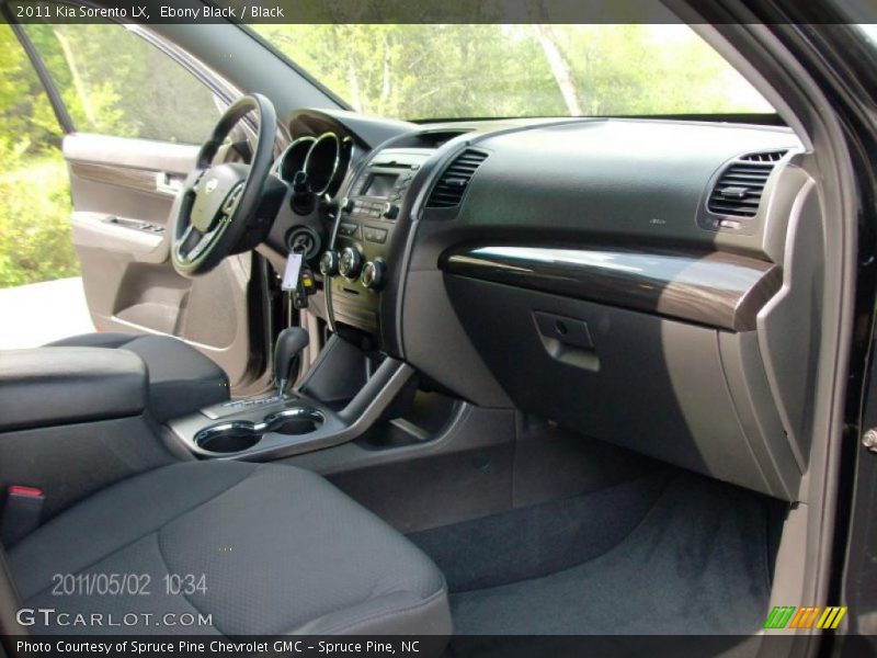 Ebony Black / Black 2011 Kia Sorento LX