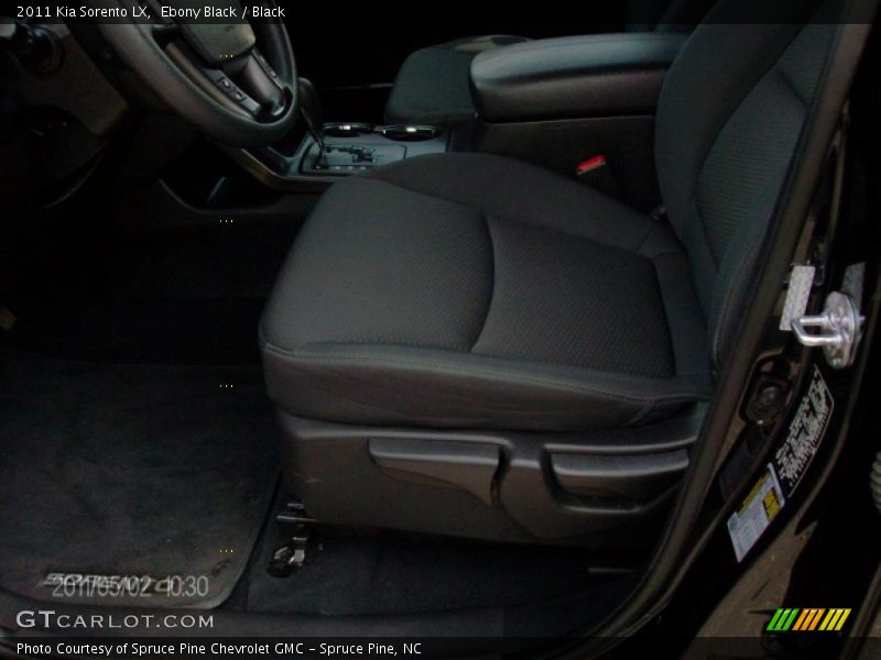 Ebony Black / Black 2011 Kia Sorento LX