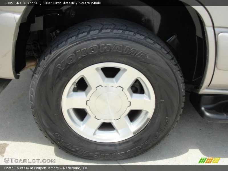 Silver Birch Metallic / Neutral/Shale 2005 GMC Yukon SLT