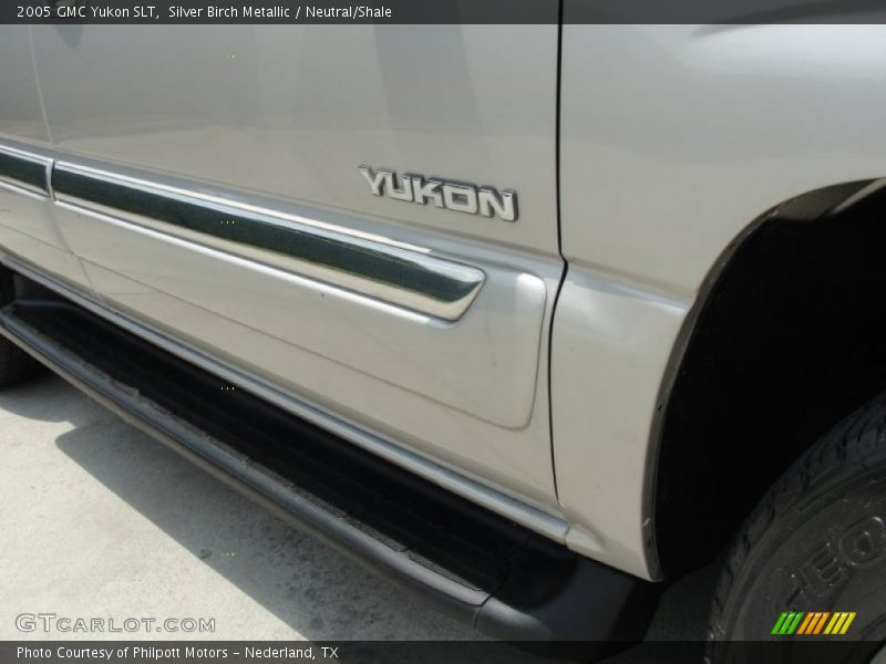 Silver Birch Metallic / Neutral/Shale 2005 GMC Yukon SLT