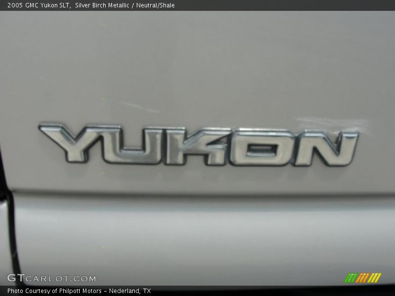 Silver Birch Metallic / Neutral/Shale 2005 GMC Yukon SLT