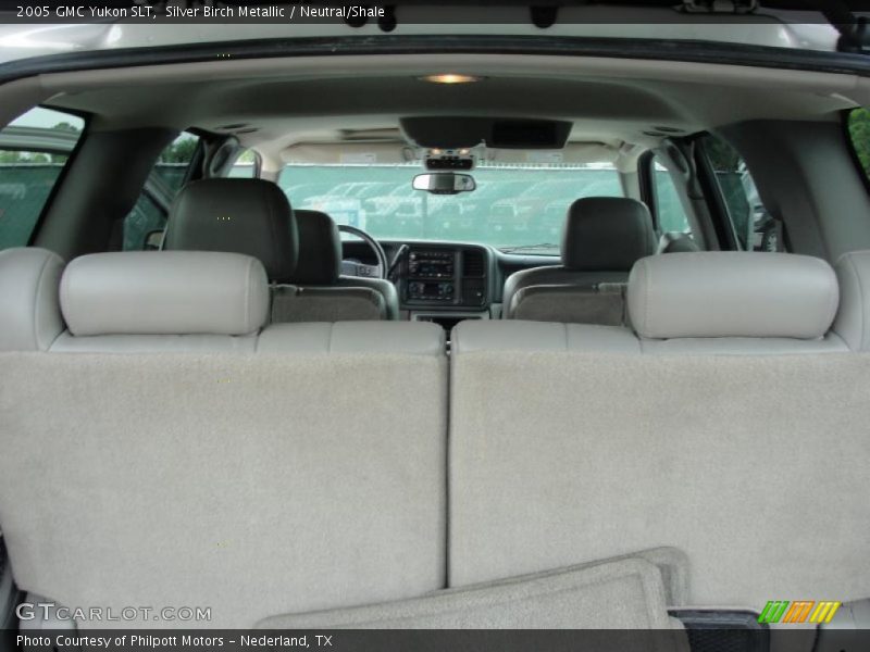 Silver Birch Metallic / Neutral/Shale 2005 GMC Yukon SLT