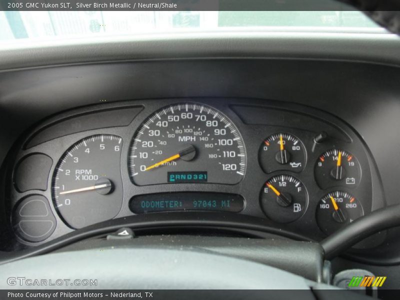 Silver Birch Metallic / Neutral/Shale 2005 GMC Yukon SLT