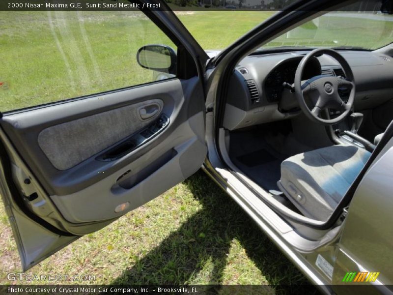 Sunlit Sand Metallic / Frost 2000 Nissan Maxima GLE
