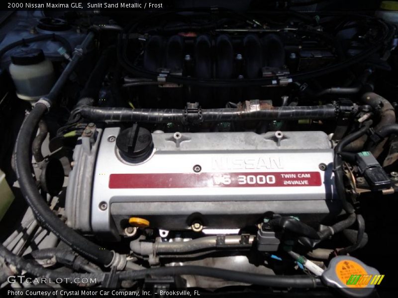 Sunlit Sand Metallic / Frost 2000 Nissan Maxima GLE