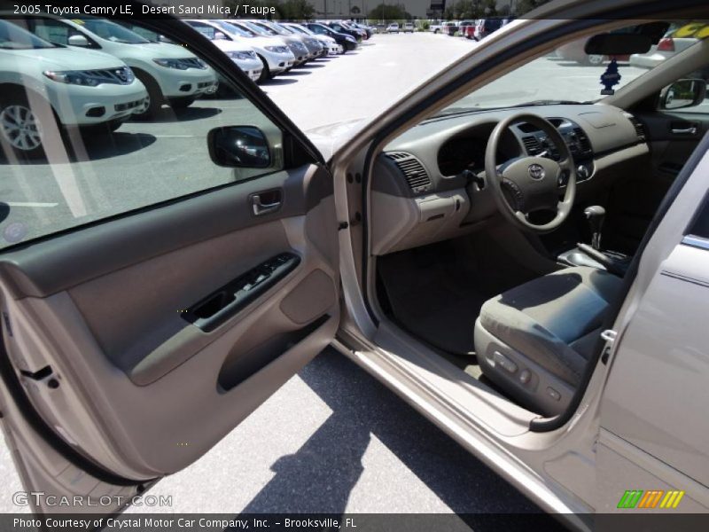 Desert Sand Mica / Taupe 2005 Toyota Camry LE