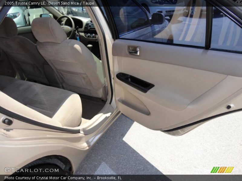 Desert Sand Mica / Taupe 2005 Toyota Camry LE