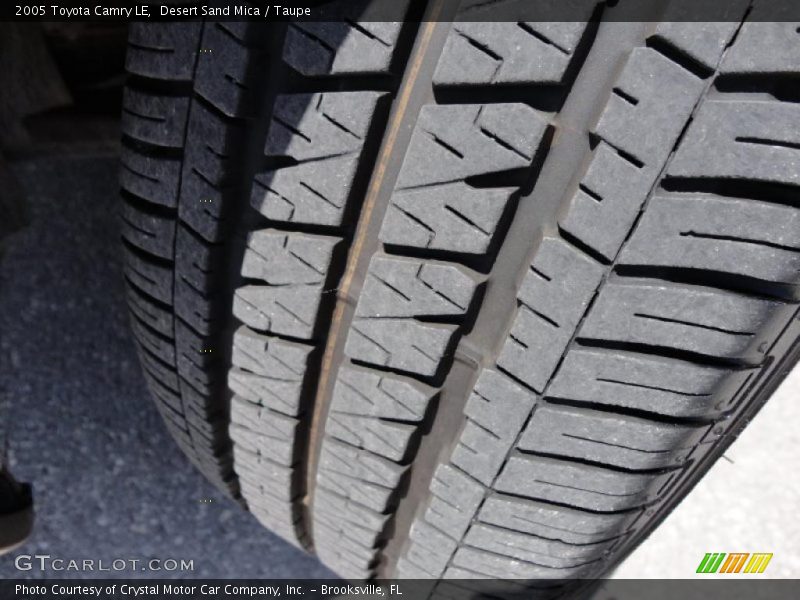 Desert Sand Mica / Taupe 2005 Toyota Camry LE