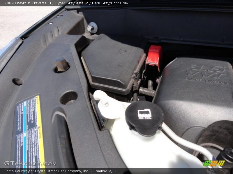 Cyber Gray Metallic / Dark Gray/Light Gray 2009 Chevrolet Traverse LT