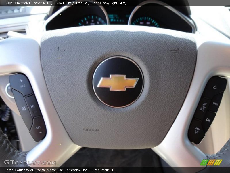 Cyber Gray Metallic / Dark Gray/Light Gray 2009 Chevrolet Traverse LT