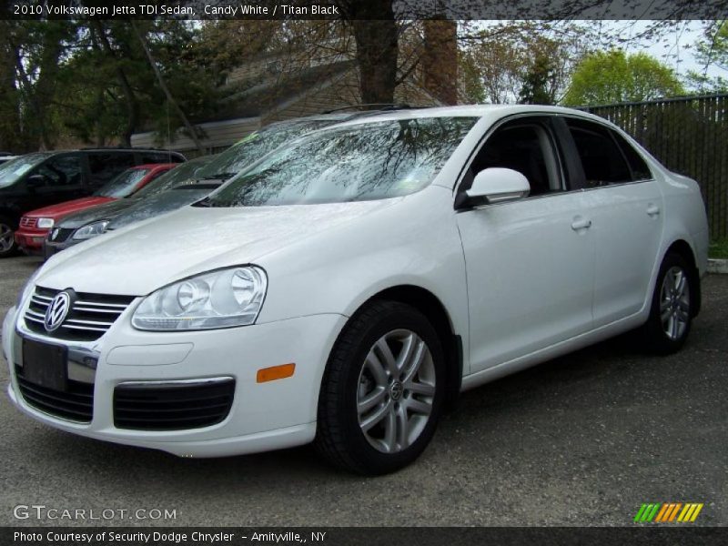 Candy White / Titan Black 2010 Volkswagen Jetta TDI Sedan