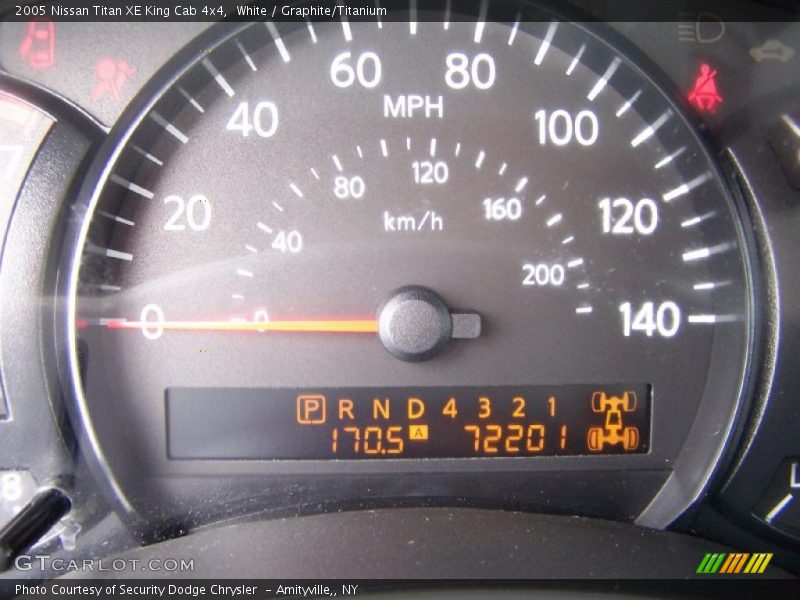 White / Graphite/Titanium 2005 Nissan Titan XE King Cab 4x4