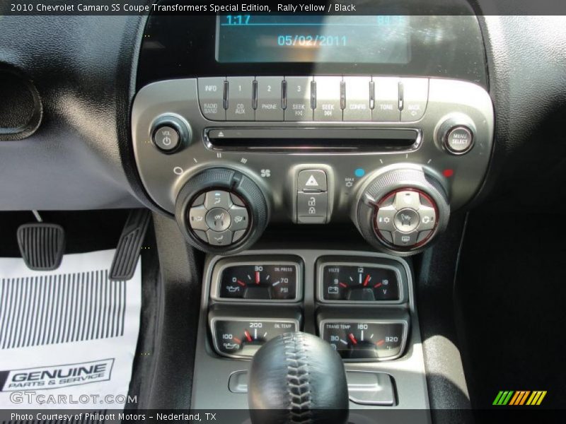 Controls of 2010 Camaro SS Coupe Transformers Special Edition