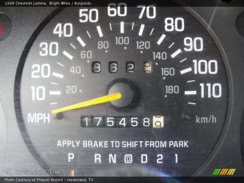 Bright White / Burgundy 1998 Chevrolet Lumina