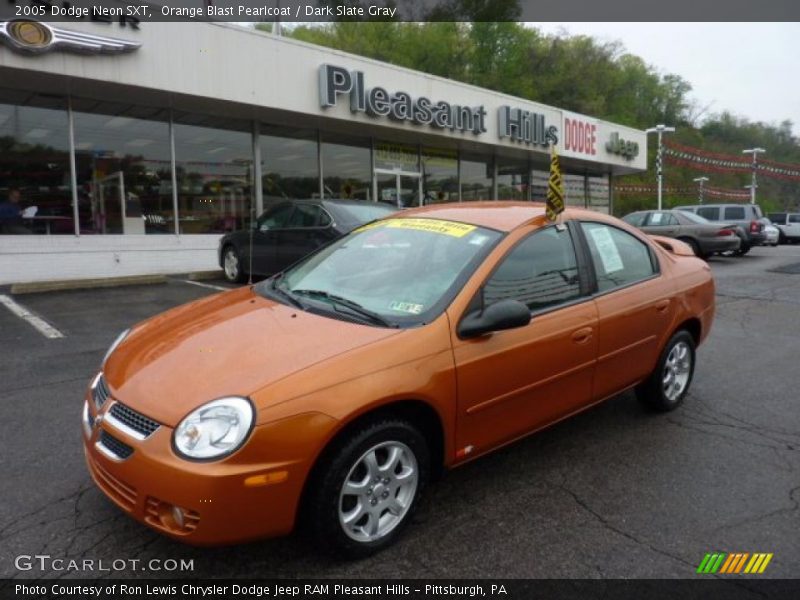 Orange Blast Pearlcoat / Dark Slate Gray 2005 Dodge Neon SXT