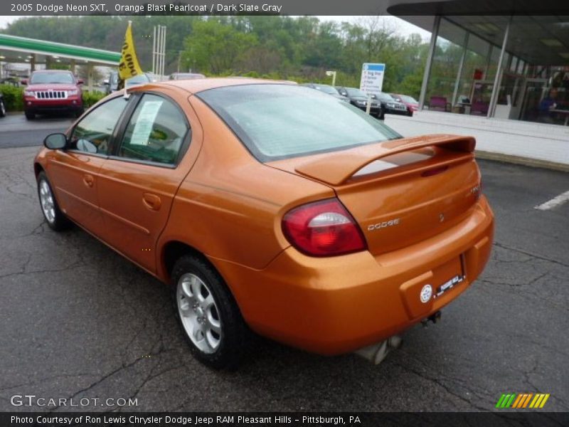 Orange Blast Pearlcoat / Dark Slate Gray 2005 Dodge Neon SXT