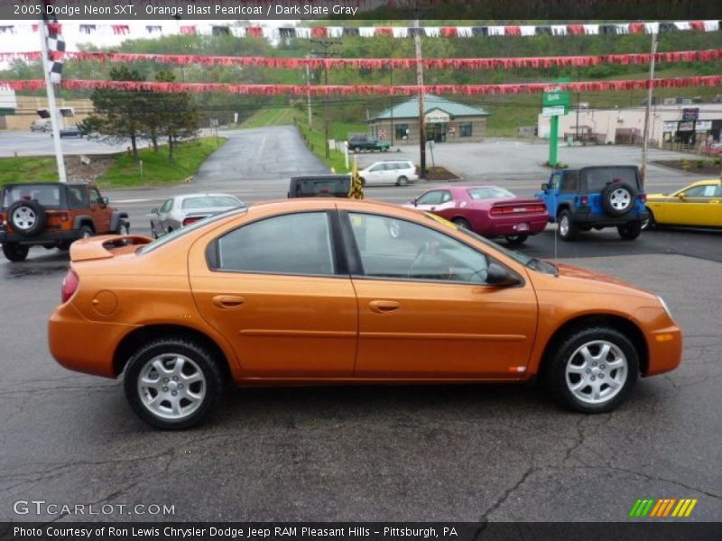 Orange Blast Pearlcoat / Dark Slate Gray 2005 Dodge Neon SXT