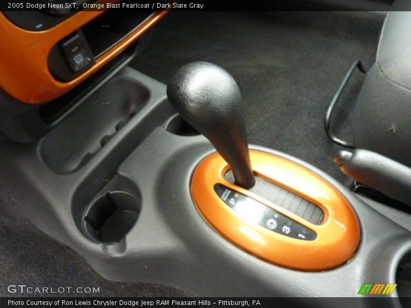 Orange Blast Pearlcoat / Dark Slate Gray 2005 Dodge Neon SXT