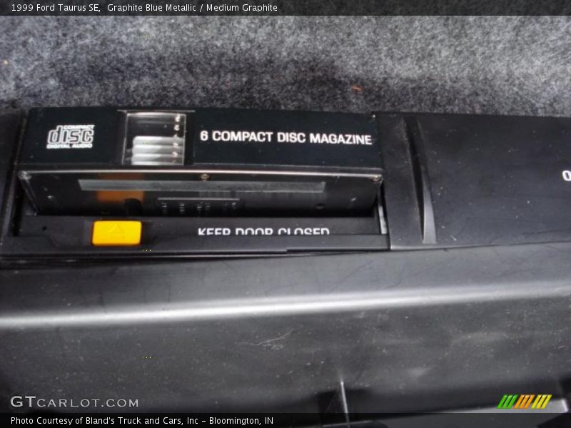 Graphite Blue Metallic / Medium Graphite 1999 Ford Taurus SE