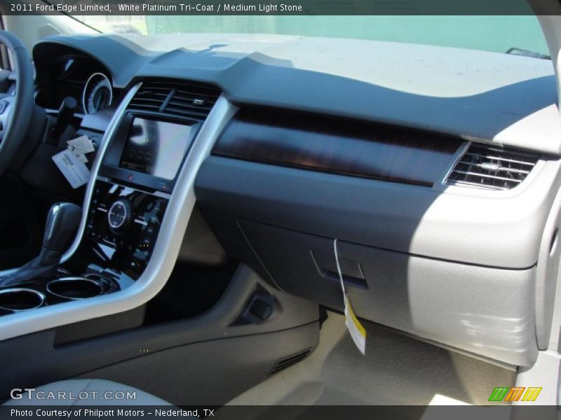 White Platinum Tri-Coat / Medium Light Stone 2011 Ford Edge Limited