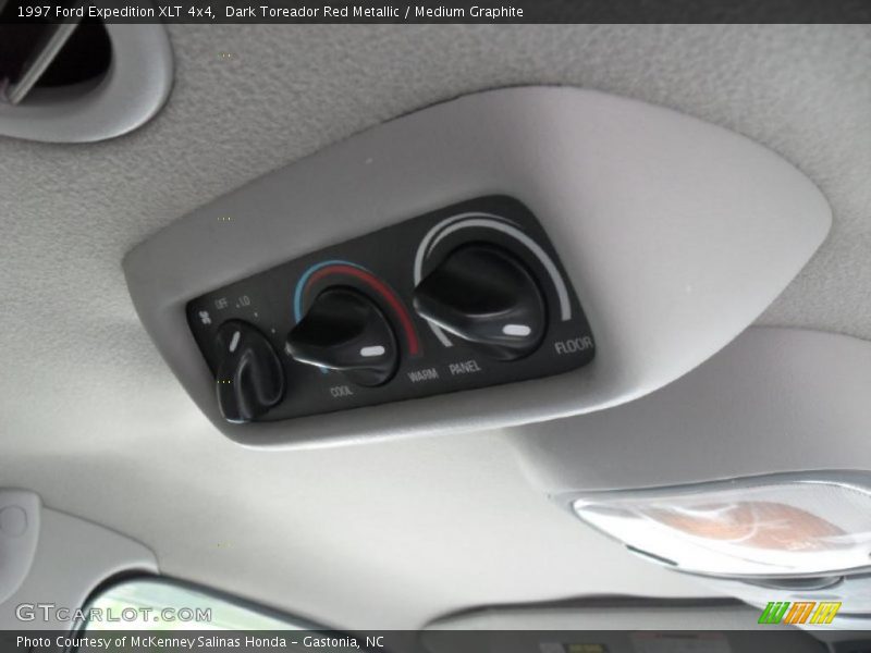 Dark Toreador Red Metallic / Medium Graphite 1997 Ford Expedition XLT 4x4