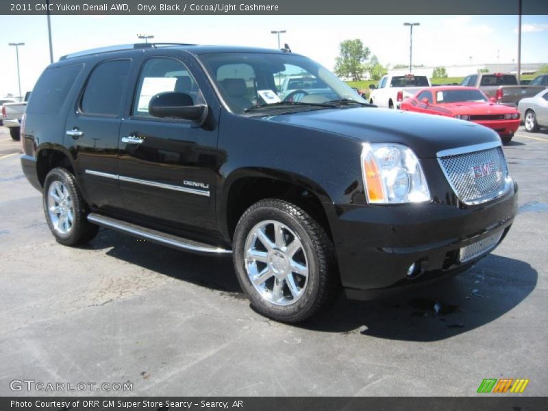 Onyx Black / Cocoa/Light Cashmere 2011 GMC Yukon Denali AWD