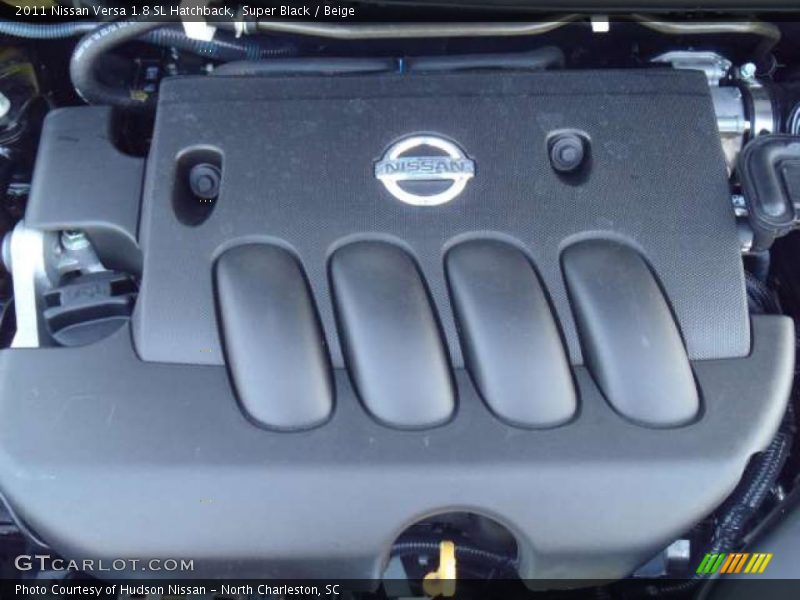 Super Black / Beige 2011 Nissan Versa 1.8 SL Hatchback