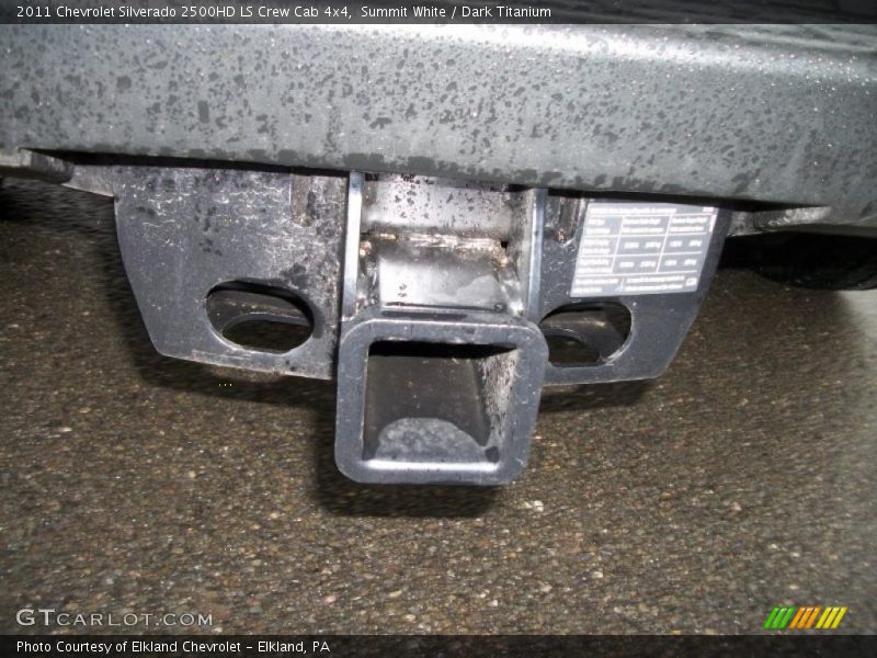 Summit White / Dark Titanium 2011 Chevrolet Silverado 2500HD LS Crew Cab 4x4