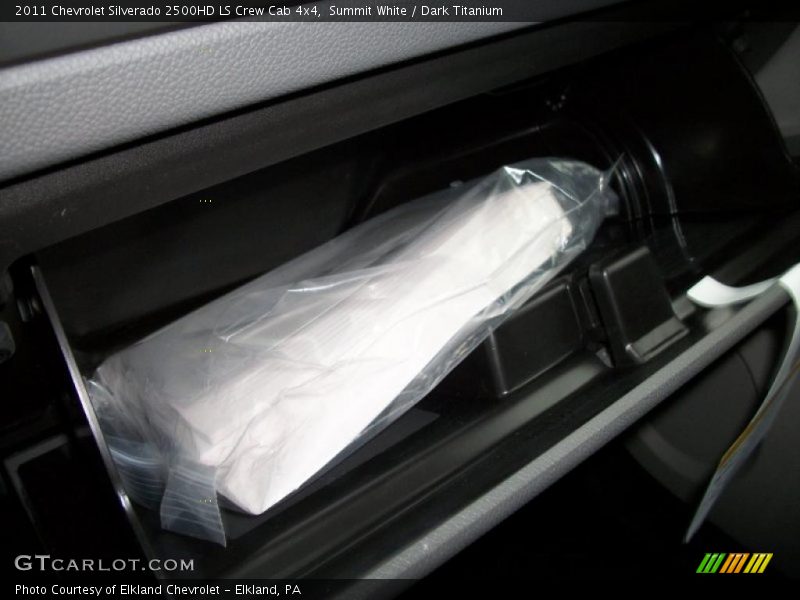 Summit White / Dark Titanium 2011 Chevrolet Silverado 2500HD LS Crew Cab 4x4