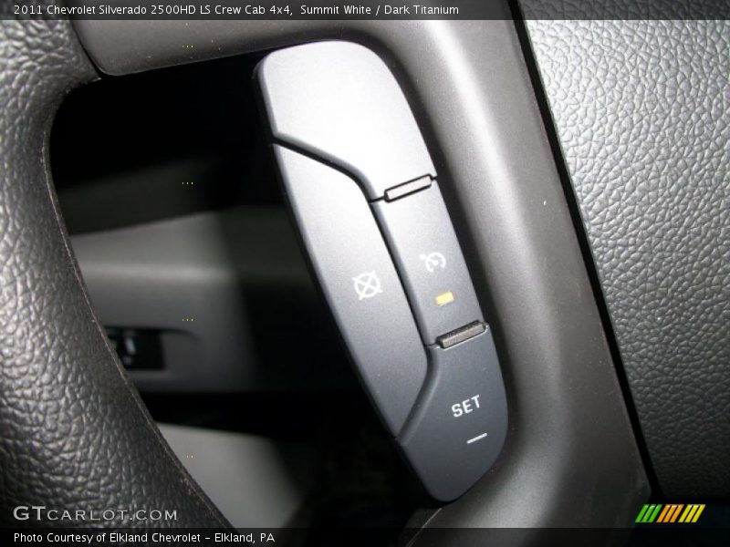 Summit White / Dark Titanium 2011 Chevrolet Silverado 2500HD LS Crew Cab 4x4