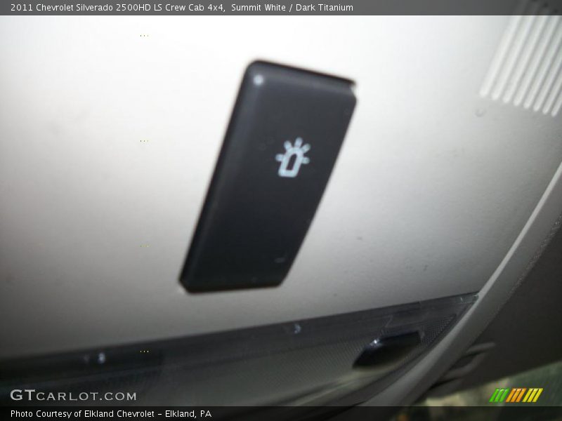 Summit White / Dark Titanium 2011 Chevrolet Silverado 2500HD LS Crew Cab 4x4