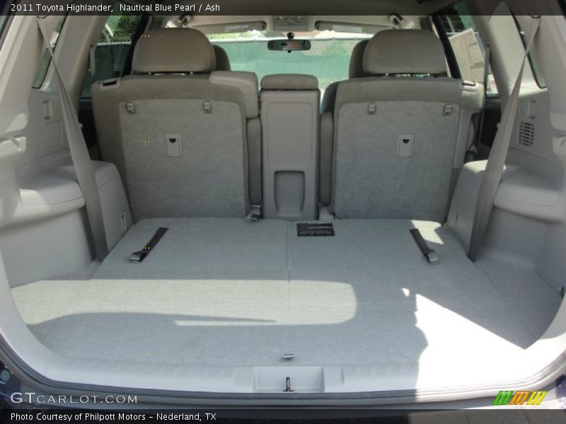  2011 Highlander  Trunk