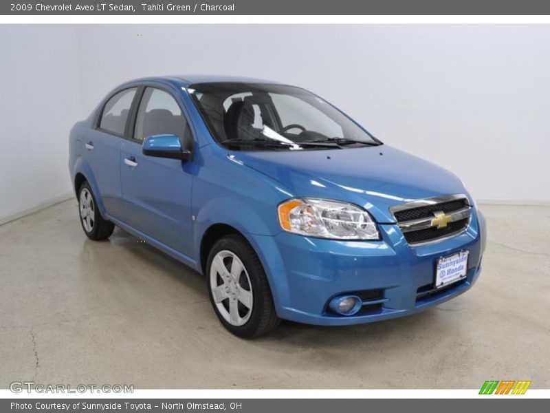 Front 3/4 View of 2009 Aveo LT Sedan