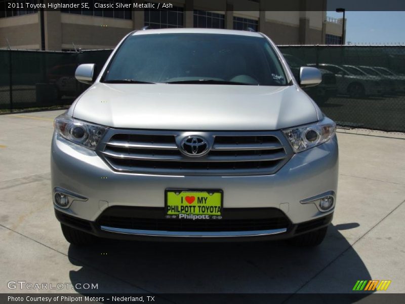 Classic Silver Metallic / Ash 2011 Toyota Highlander SE