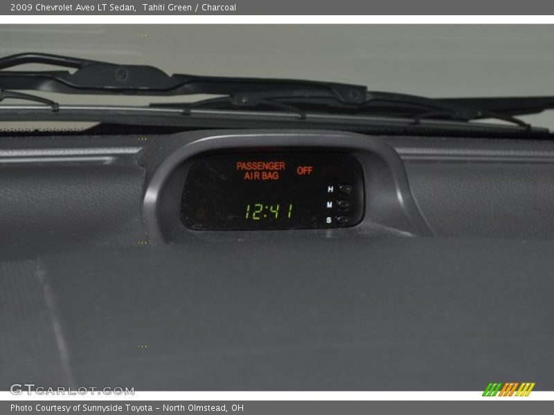 Tahiti Green / Charcoal 2009 Chevrolet Aveo LT Sedan