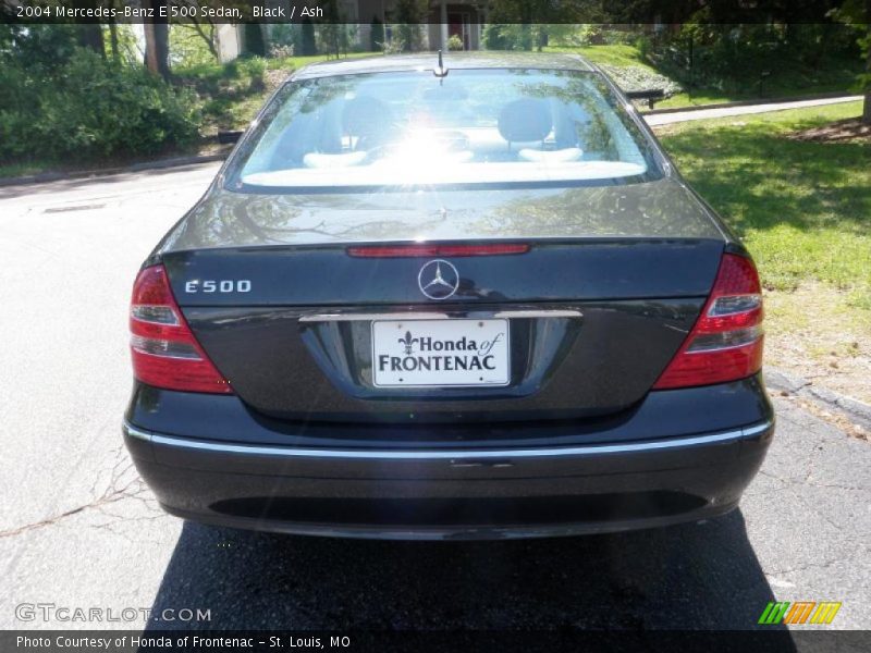 Black / Ash 2004 Mercedes-Benz E 500 Sedan