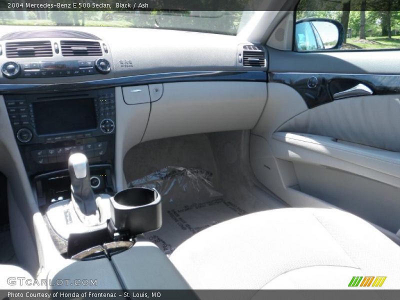 Black / Ash 2004 Mercedes-Benz E 500 Sedan